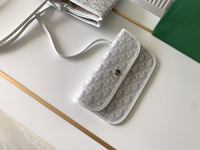 20191015_i1571119822_4794_4 Replica Goyard Isabelle White - Image 5