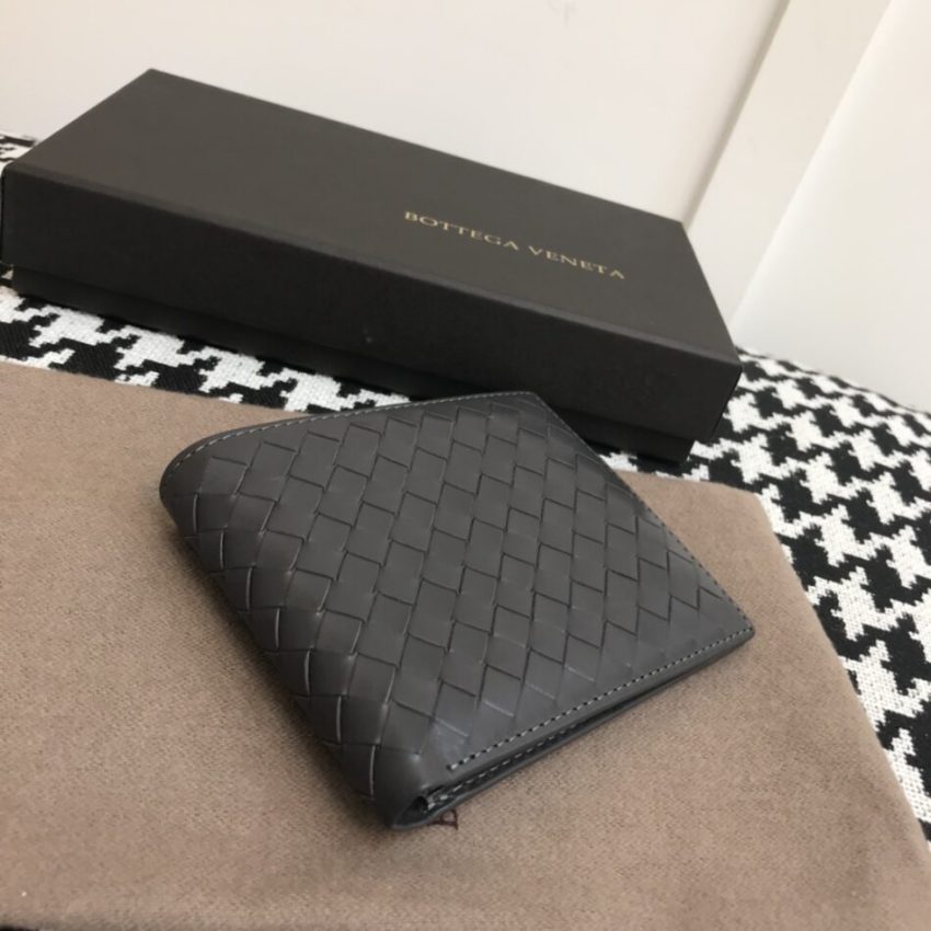 20200105_i1578237798_3905_6 Replica Bottega Veneta Intrecciato Bi-Fold Wallet - Image 5