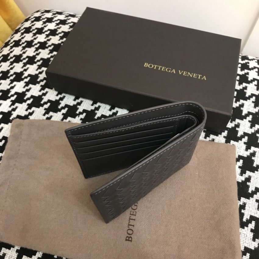 20200105_i1578237798_8625_2 Replica Bottega Veneta Intrecciato Bi-Fold Wallet - Image 9