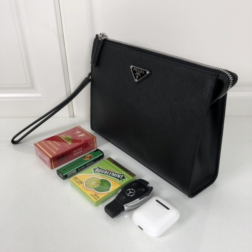 20200605_i1591334939_5930_0 Replica Prada Saffiano Pouch Silver - Image 9