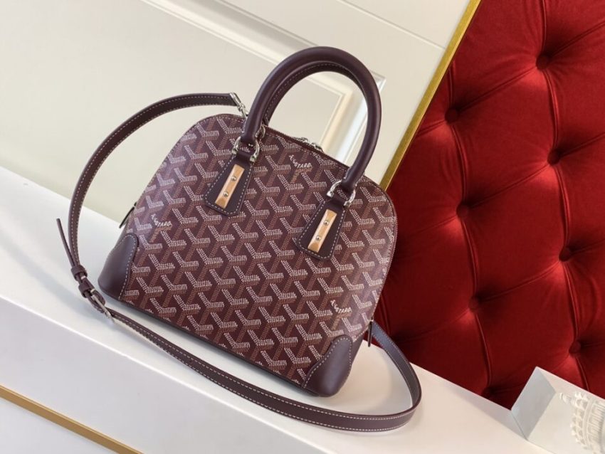 20210125_i1611546998_1530_2 Replica Goyard Vendom Bordeaux - Image 3