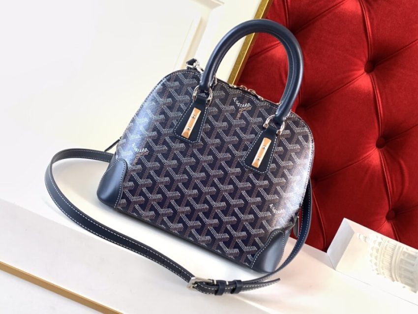 20210125_i1611547330_1161_0 Replica Goyard Vendom Dark Blue