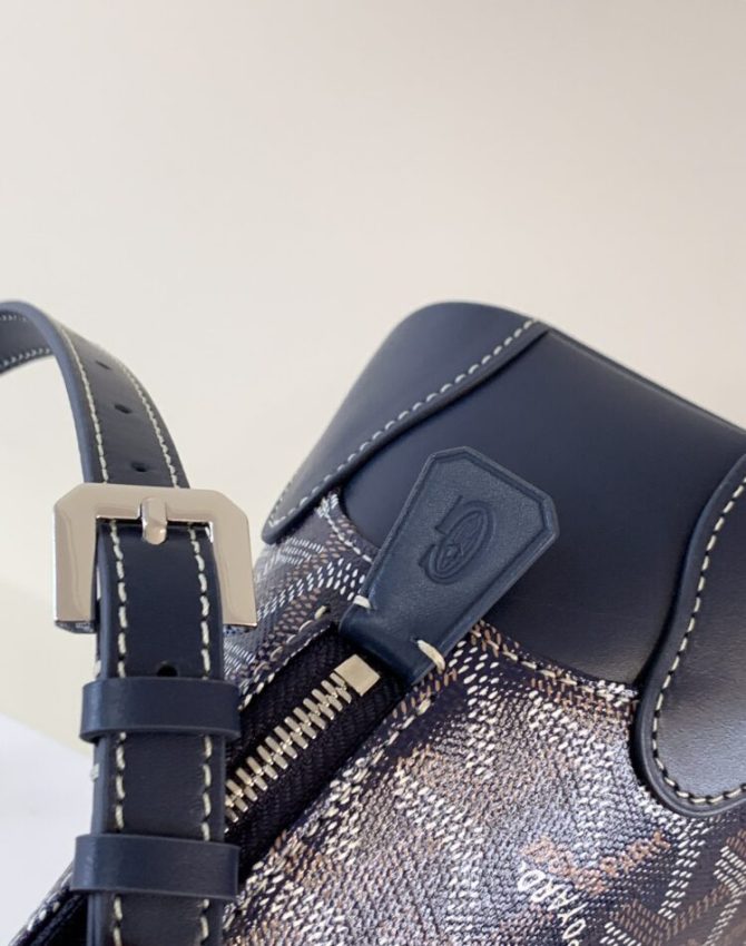 20210125_i1611547330_8011_6 Replica Goyard Vendom Dark Blue - Image 6