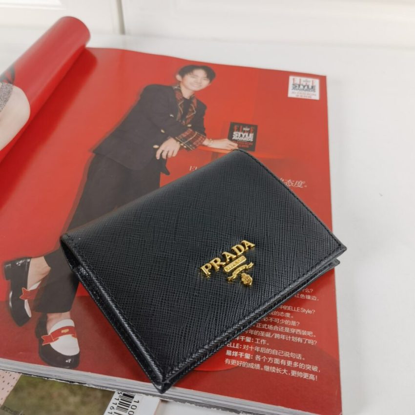 20220327_i1648355887_1783_0 Replica Prada Saffiano Two Fold Wallet
