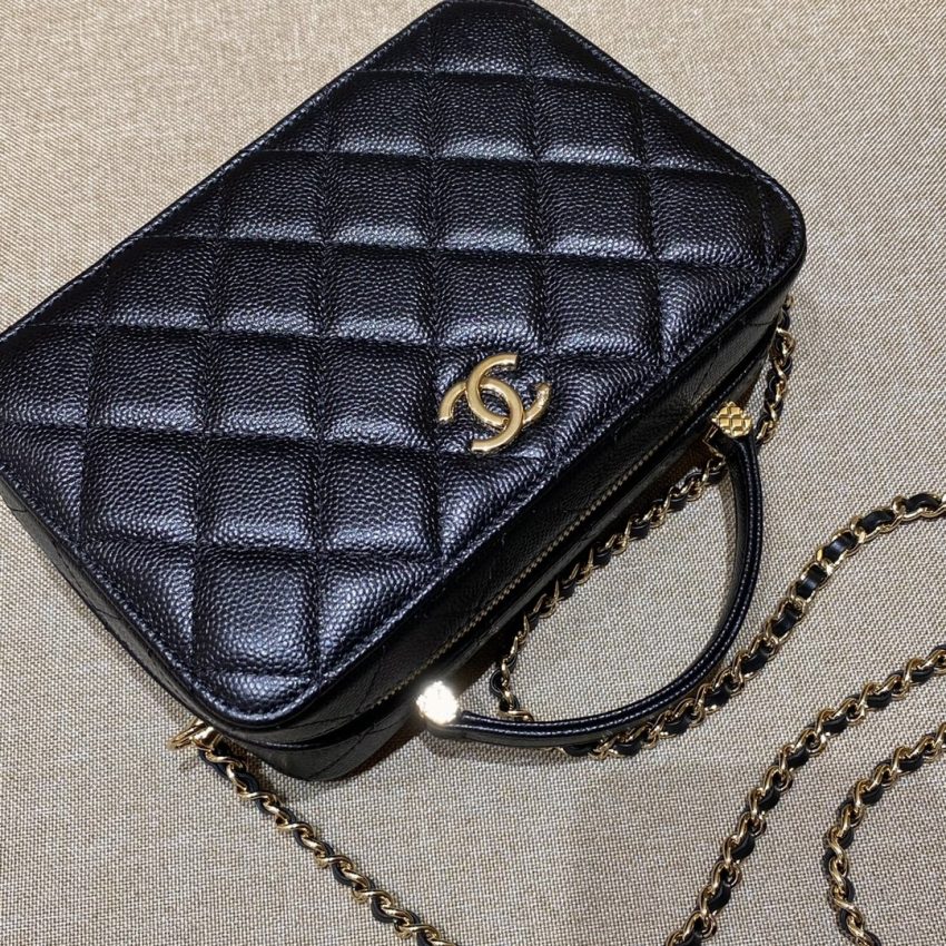 20220526_i1653549201_459_3 Replica CHANEL 22 Camera Bag - Image 2