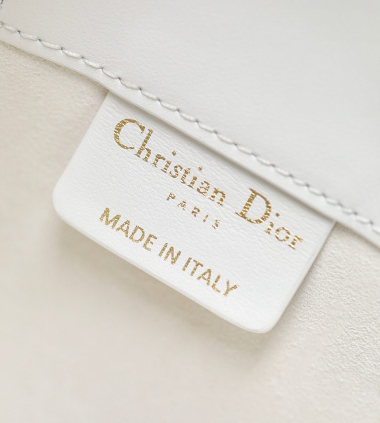 20220601_i1654071352_6452_7 Replica Dior Camp White - Image 7