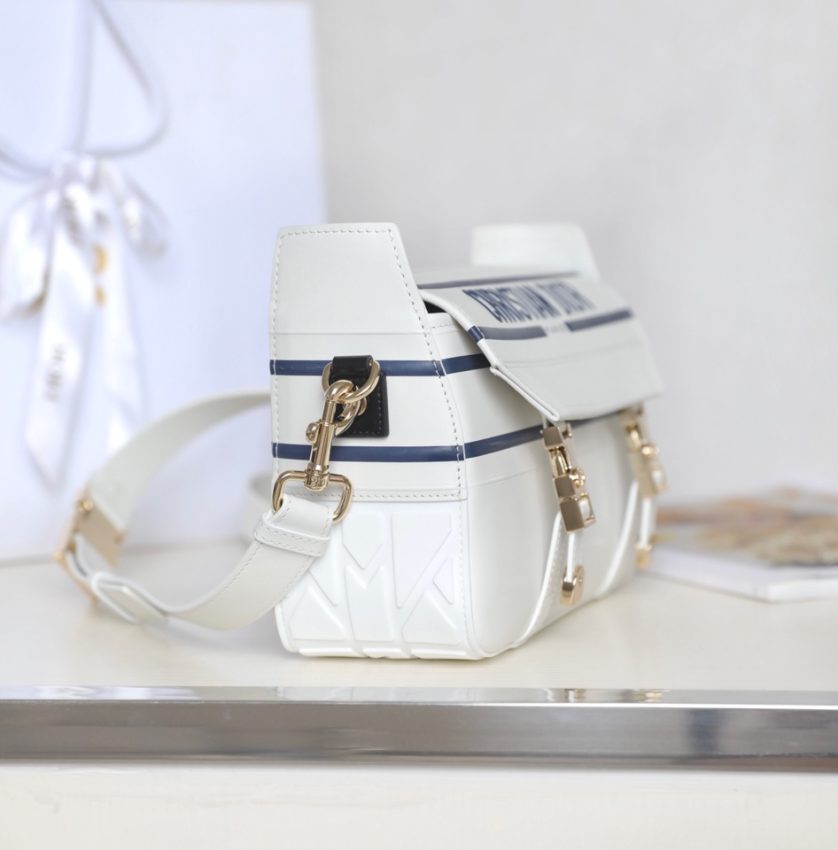 20220601_i1654071352_9908_2 Replica Dior Camp White - Image 9