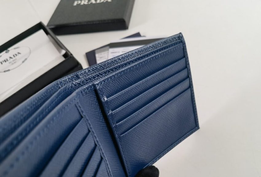 20220724_i1658596396_1094_4 Replica Prada BiFold Wallet - Image 3