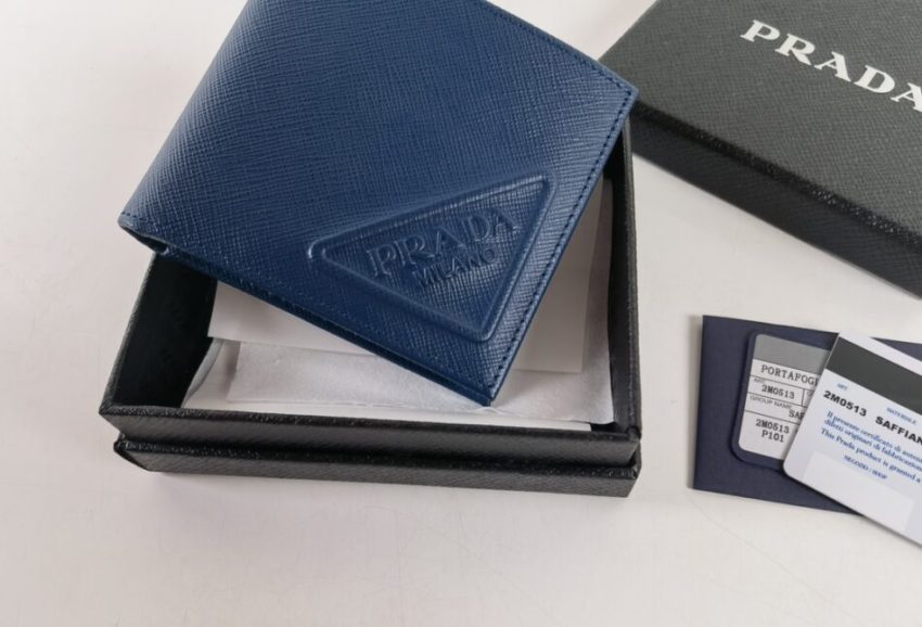 20220724_i1658596396_2687_8 Replica Prada BiFold Wallet - Image 5