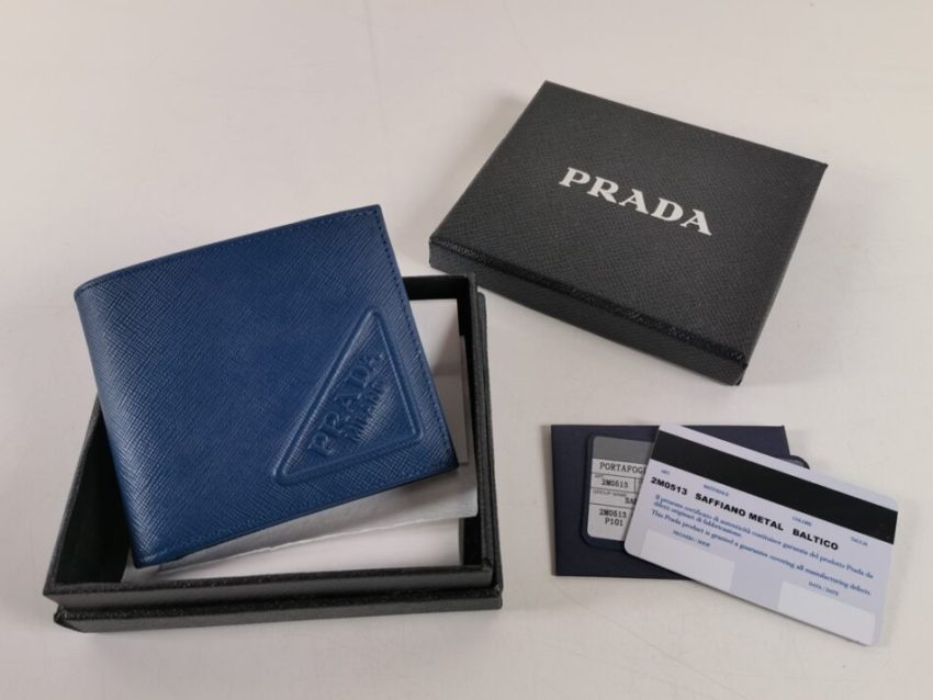 20220724_i1658596396_9755_0 Replica Prada BiFold Wallet - Image 10
