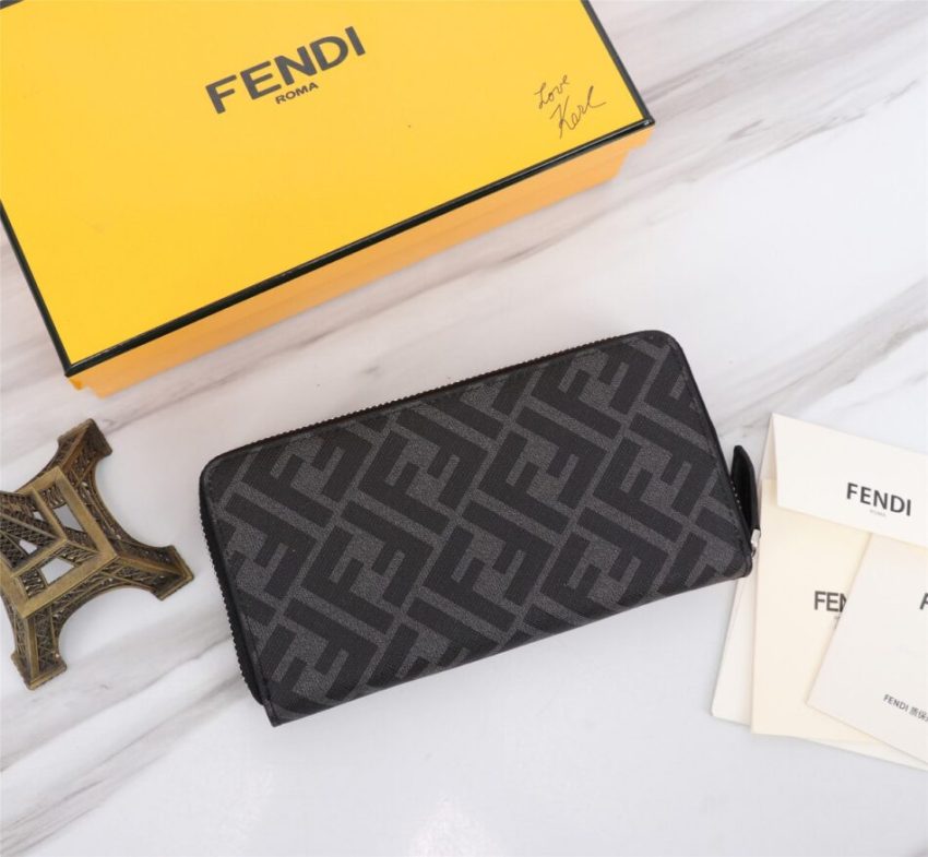 20220730_a1659157137037_8070 Replica Fendi FF Black Wallet - Image 2