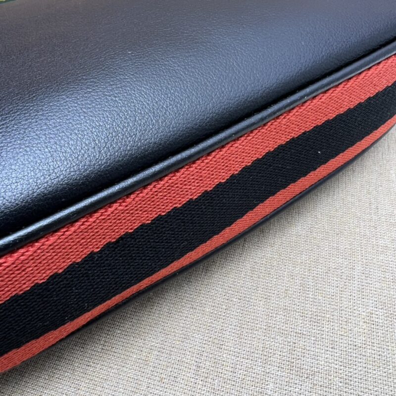 20220815_i1660534693_2302_7 Replica Gucci Attache Canvas Black - Image 3