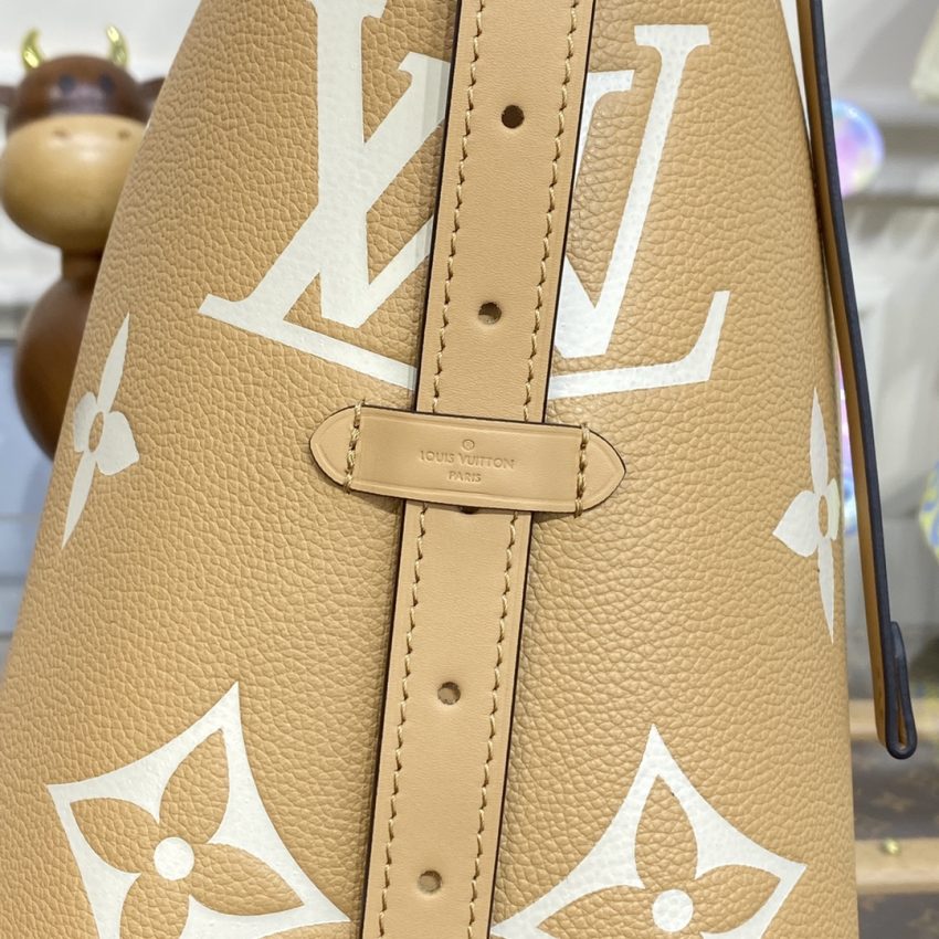 20221017_i1666006241_7778_5 Replica Louis Vuitton Carry All Apricot - Image 7