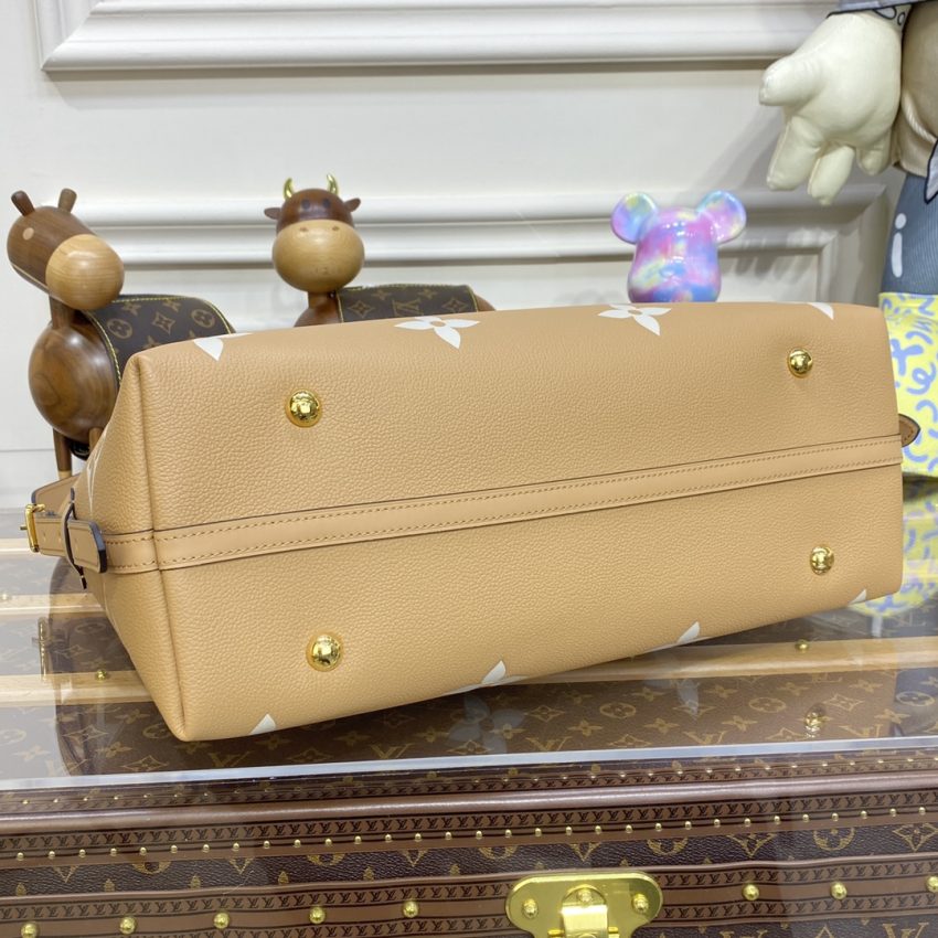20221017_i1666006241_7927_3 Replica Louis Vuitton Carry All Apricot - Image 8