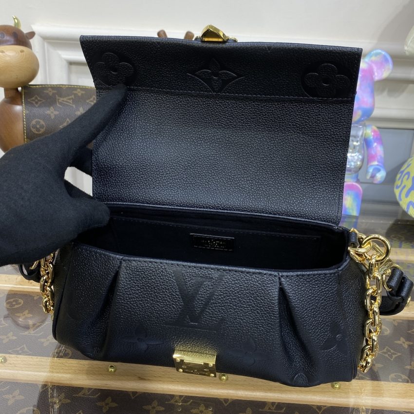 20230203_i1675422205_9046_8 Replica Louis Vuitton Favorite Black - Image 7
