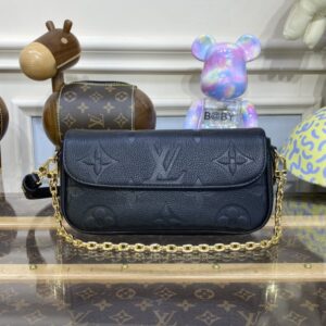 Replica Louis Vuitton Wallet on Chain Ivy Black-Top 1:1 Quality Replica