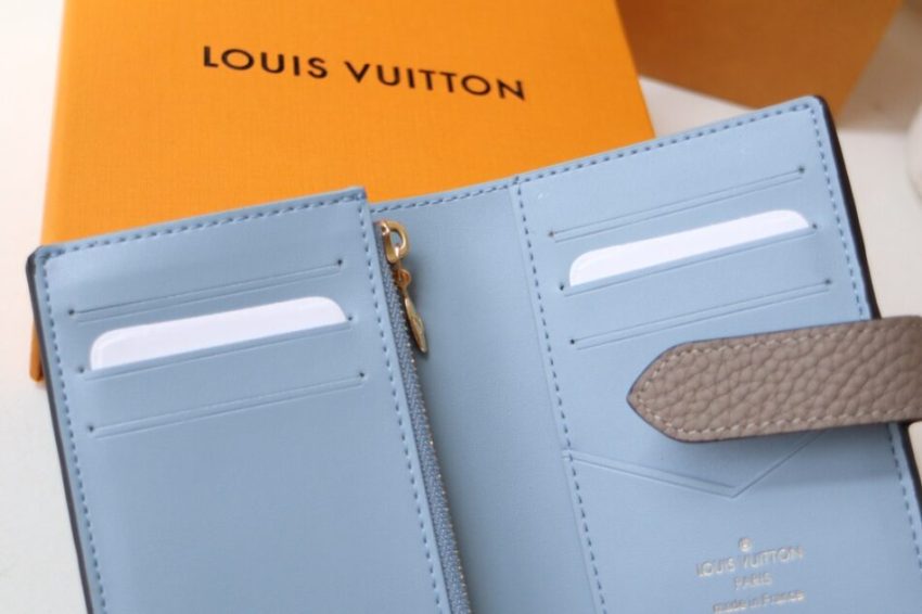 20230827_i1693109104_3626_4 Replica Louis Vuitton Vertical Compact Wallet Beige - Image 3