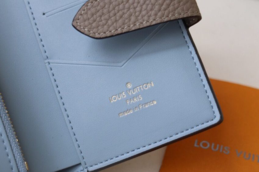 20230827_i1693109104_7081_3 Replica Louis Vuitton Vertical Compact Wallet Beige - Image 6