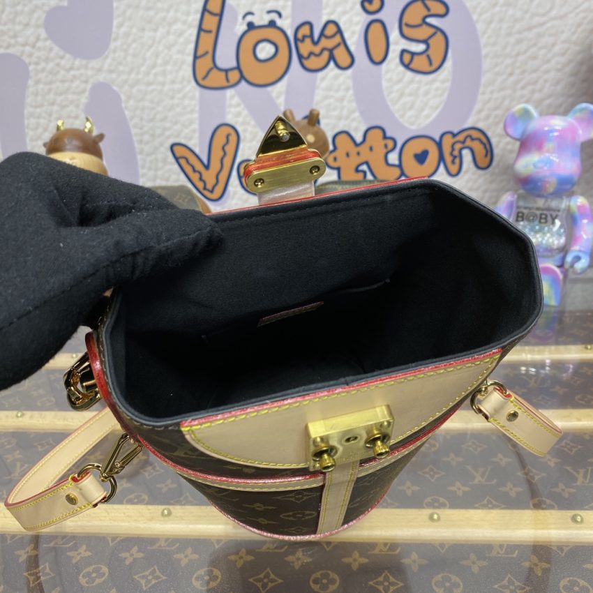 20240220_i1708430921_2259_8 Replica Louis Vuitton Duffle Bag - Image 5