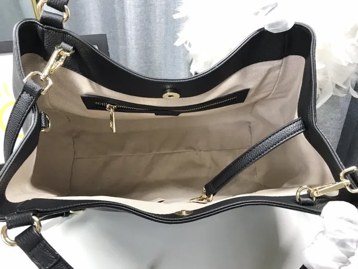 5728eab242e19893 Replica GUCCI SOHO INTERLOCKING G - Image 27