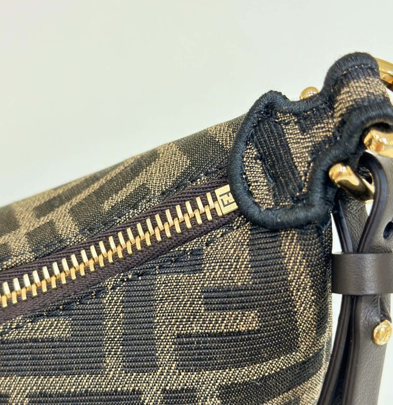 a5-4-3 Replica Fendi Fendigraphy Small F Cotton - Image 5