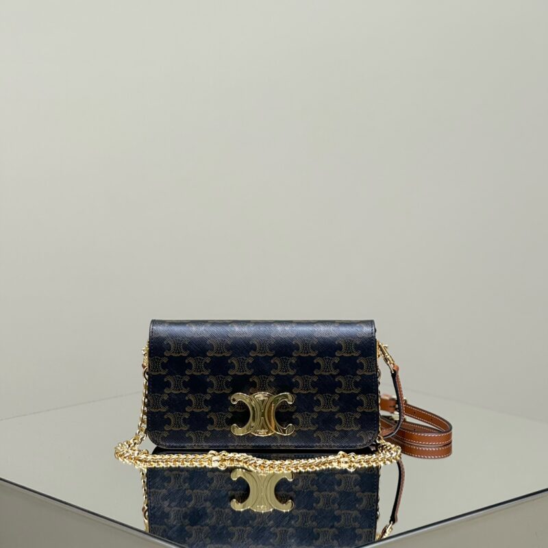 aa1-2 Replica Celine Triomphe Multipochette