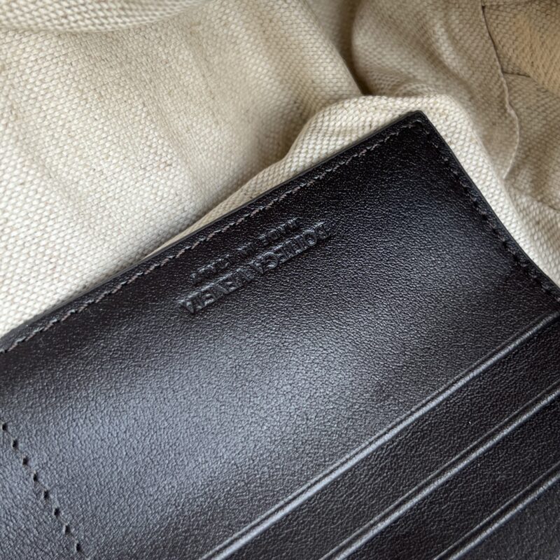 aa8-60 Replica Bottega Veneta Wristband Clutch - Image 2