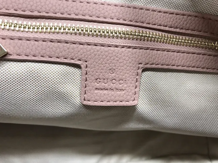 b8a3660b6ff7a4a2 Replica GUCCI SOHO INTERLOCKING G - Image 30