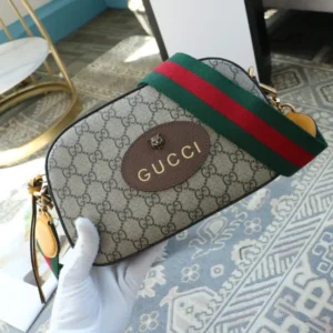 Replica NEO VINTAGE GG SUPREME MESSENGER BAG