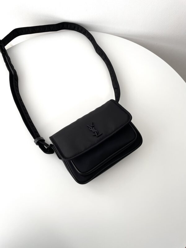 i1713410230_1479_1 Replica YSL Niki Nylon - Image 2