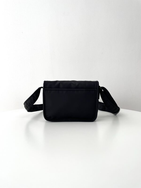 i1713410230_6034_6 Replica YSL Niki Nylon - Image 5
