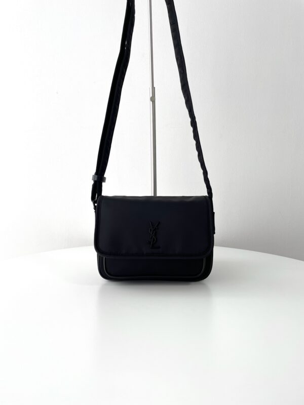 i1713410230_7659_4 Replica YSL Niki Nylon - Image 8