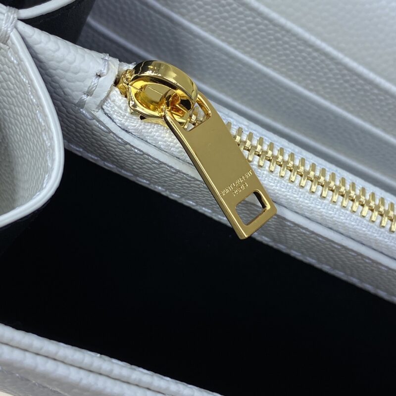 i1718711531_4705_5 Replica YSL Envelope Clutch White - Image 5