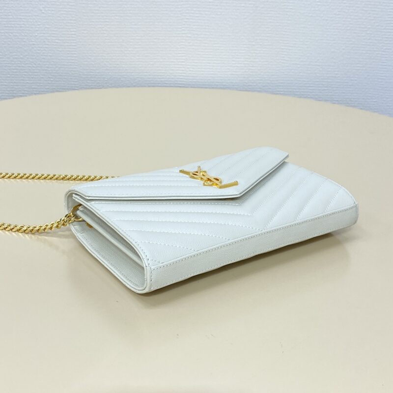 i1718711531_560_4 Replica YSL Envelope Clutch White - Image 2