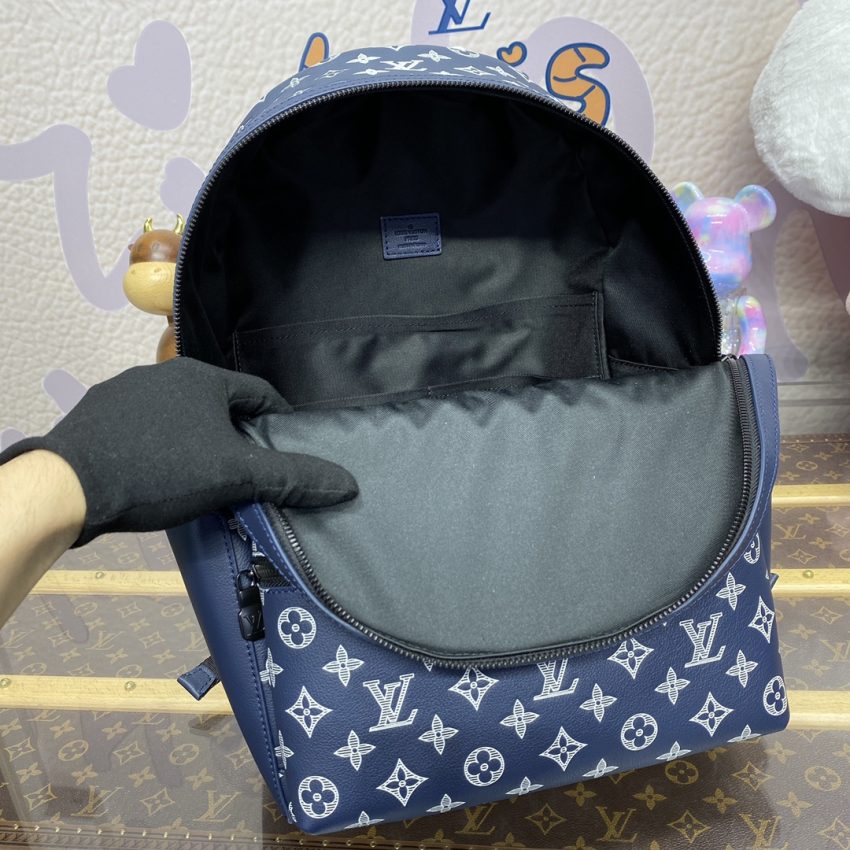 img_1698de7a_20240511_i1715428474_8901_0 Replica Louis Vuitton Discovery Backpack Blue - Image 3