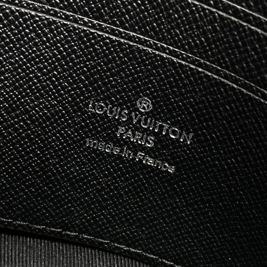 img_1698de7a_20240523_i1716465142_5780_5 Replica Louis Vuitton Discovery Pochette - Image 5