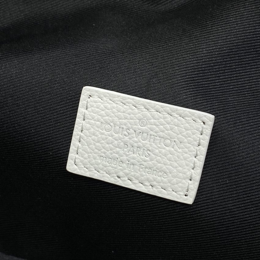 img_1698de7a_20240525_i1716636357_98_0 Replica Louis Vuitton Bumbag Rush White - Image 2