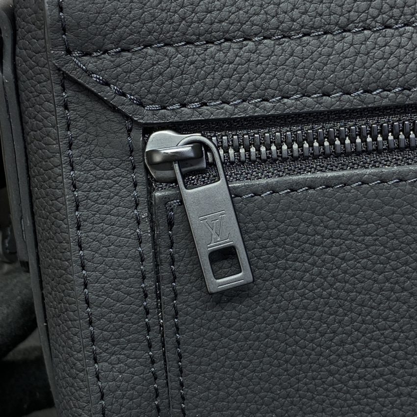 img_1698de7a_20240604_i1717502967_7683_0 Replica Louis Vuitton Takeoff Messenger Black - Image 4