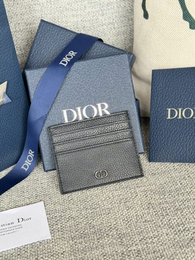 img_80e46a01_20240414_i1713077176_8876_0 Replica Dior Icon Card Holder - Image 10