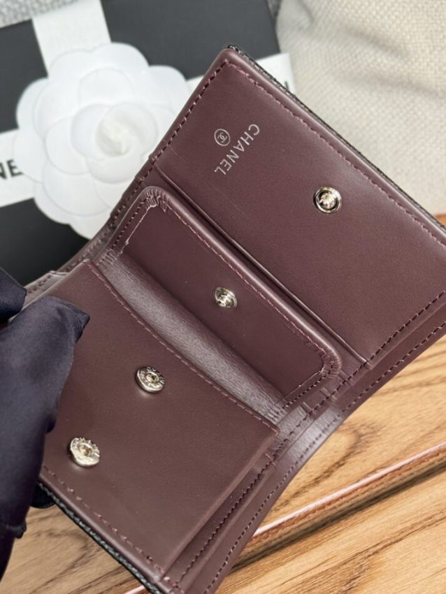 img_80e46a01_20240607_i1717746087_6582_0 Replica Chanel Compact Bifold Wallet - Image 2