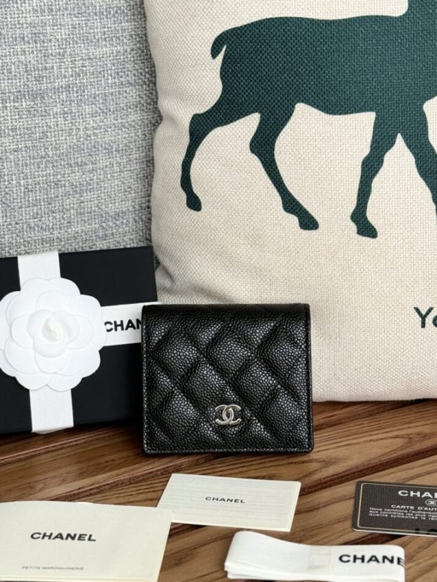 img_80e46a01_20240607_i1717746087_8448_0 Replica Chanel Compact Bifold Wallet - Image 3
