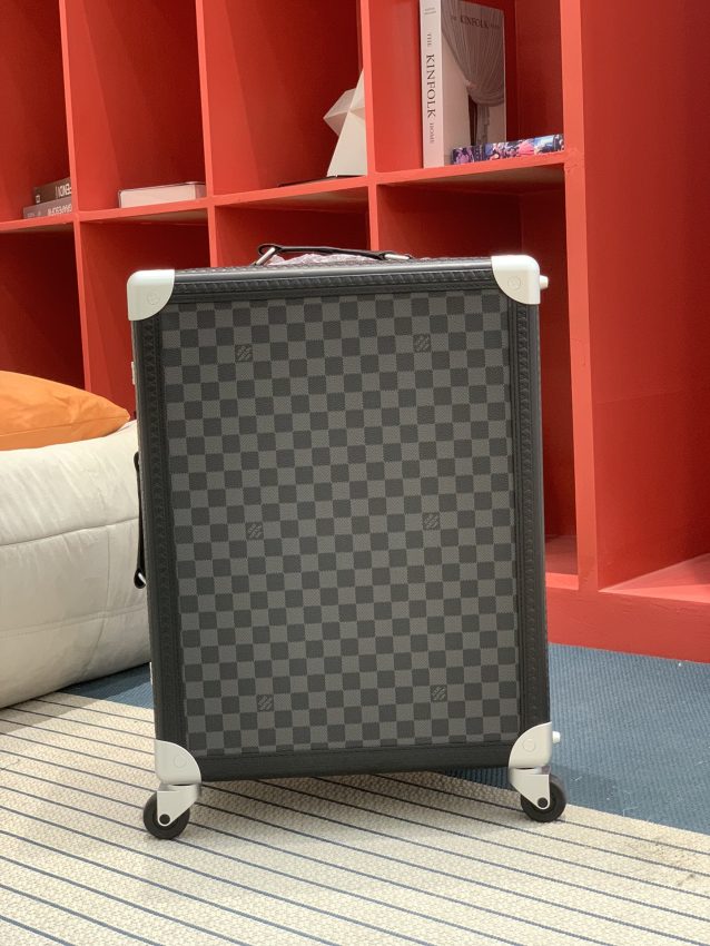 img_81dbd229_20240906_i1725621775_2749_4 Replica Louis Vuitton Suitcase - Image 17