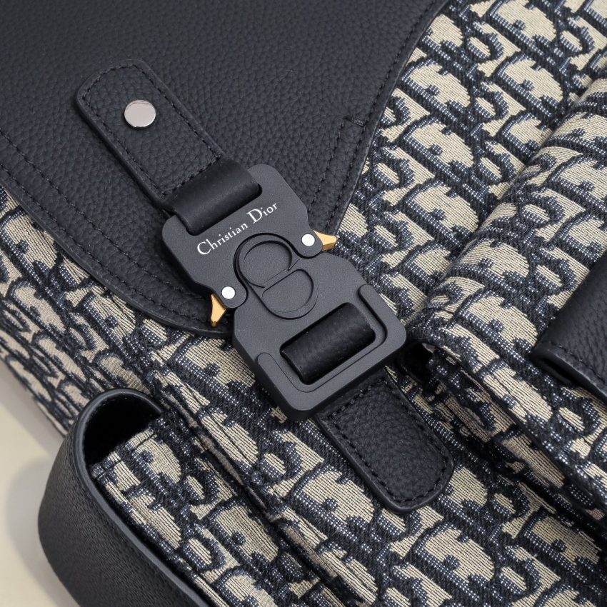 img_a189b943_20240520_i1716137971_280_3 Replica Dior Maxi Gallop Backpack - Image 2