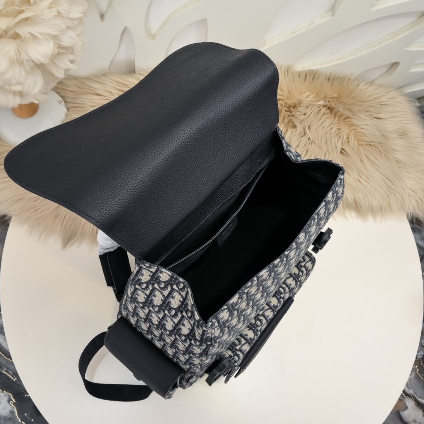img_a189b943_20240520_i1716137971_6076_5 Replica Dior Maxi Gallop Backpack - Image 7