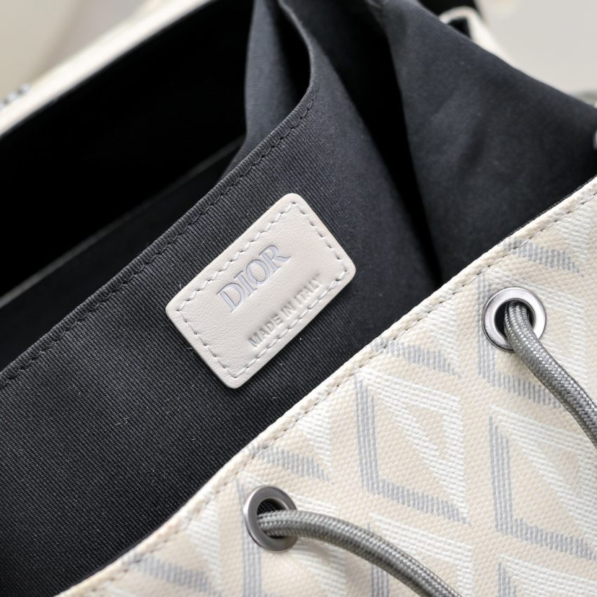 img_a189b943_20241004_i1727980700_8424_8 Replica DIOR Hit The Road Backpack White Diamond - Image 9