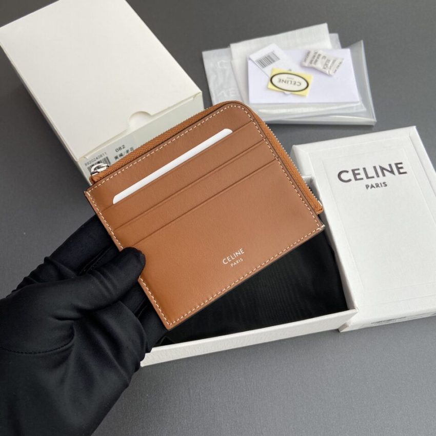 img_c4e87dad_20240815_i1723709044_4332_0 Replica Celine Card Holder - Image 15
