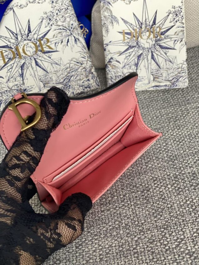 img_cfe83d94_20230924_i1695514417_3079_8 Replica Dior Saddle Flap Card Holder - Image 3