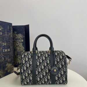 Replica Dior Groove